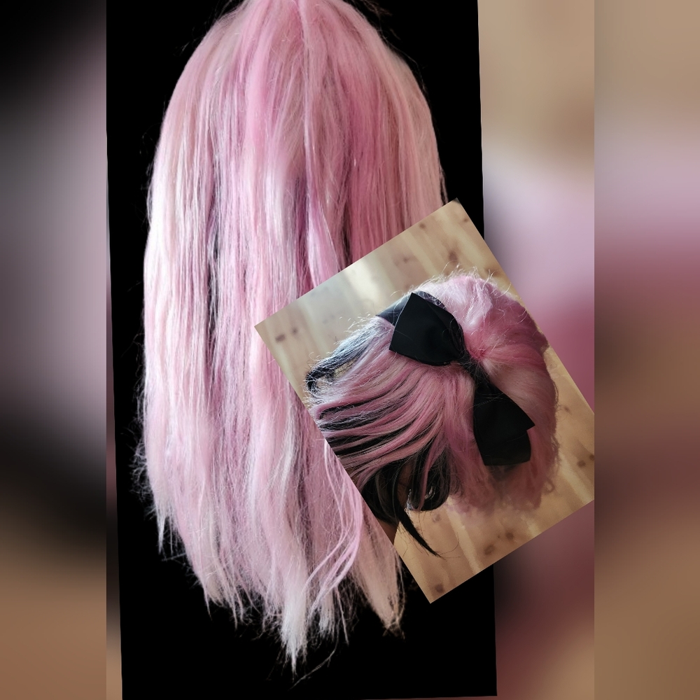 Distinct pink&black highlights/ombre Monster Draculaura long wig with Bow